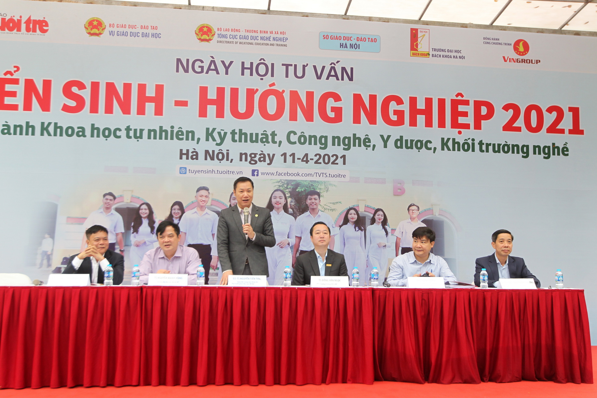 Ngày hội tư vấn tuyển sinh hướng nghiệp  2021 tại Hà Nội.
