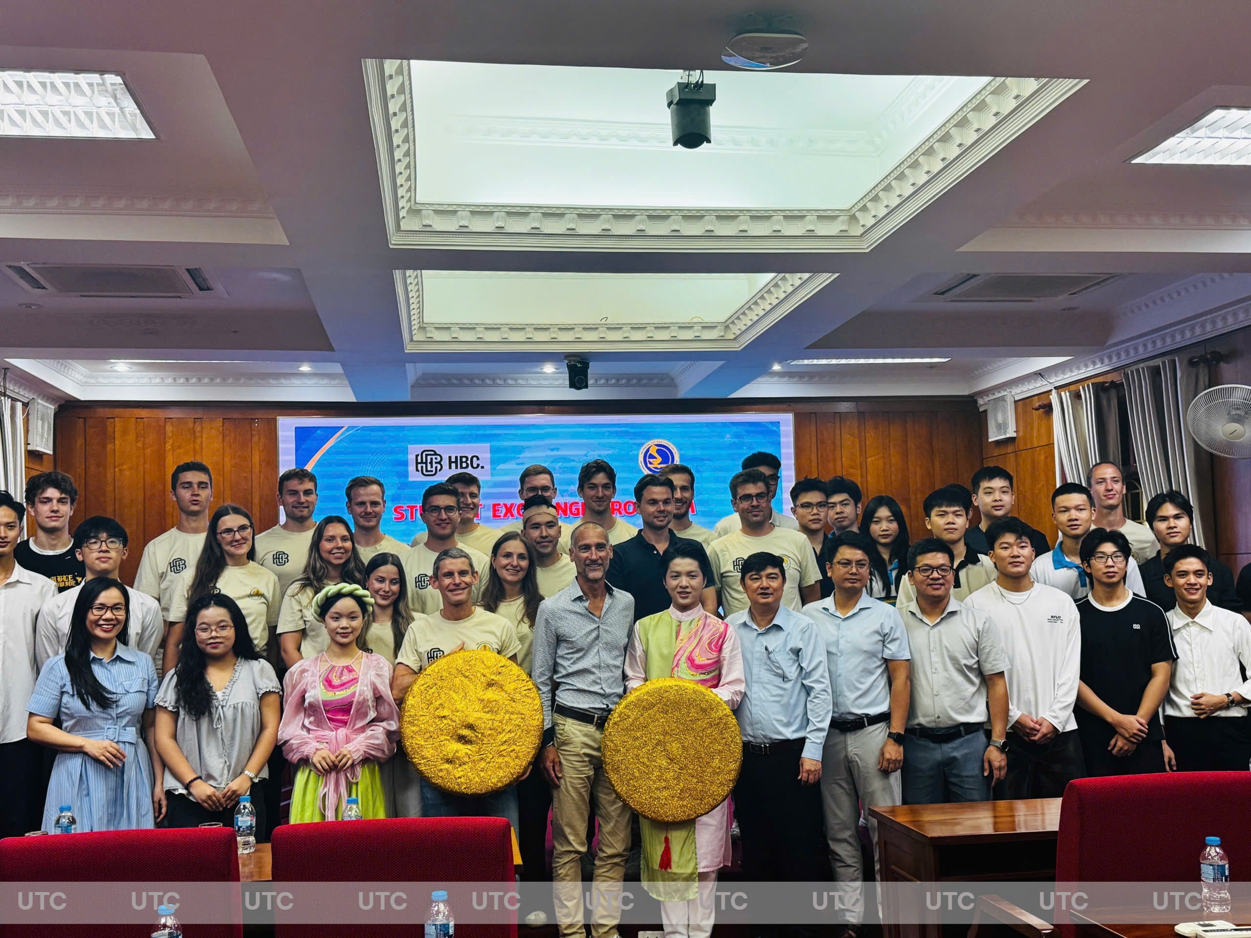 Thúc đẩy hợp tác quốc tế qua chương trình giao lưu sinh viên UTC – HBC