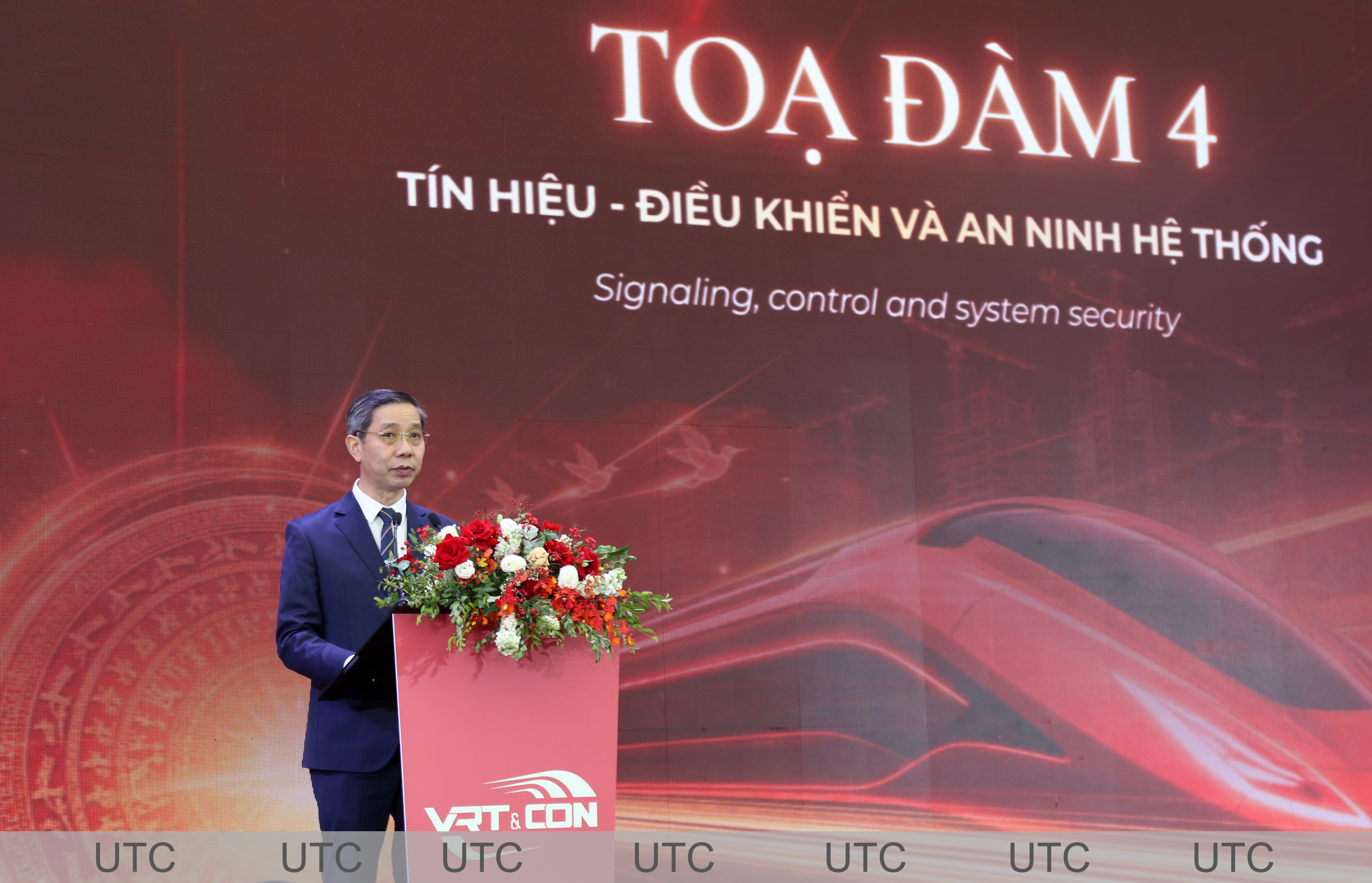 Trường Đại học GTVT chủ trì Tọa đàm chuyên sâu về Tín hiệu - Điều khiển và An ninh hệ thống đường sắt tại VRT&CON’ 2026