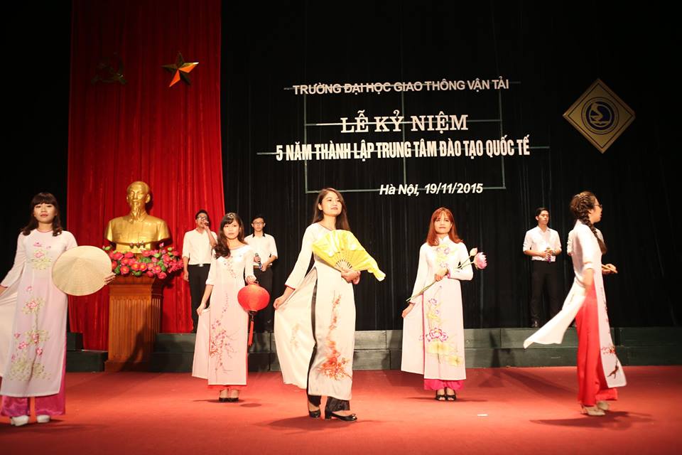 Thư cảm ơn của Ban tổ chức "Lễ kỷ niệm  5 năm ngày thành lập Trung tâm Đào tạo Quốc tế"